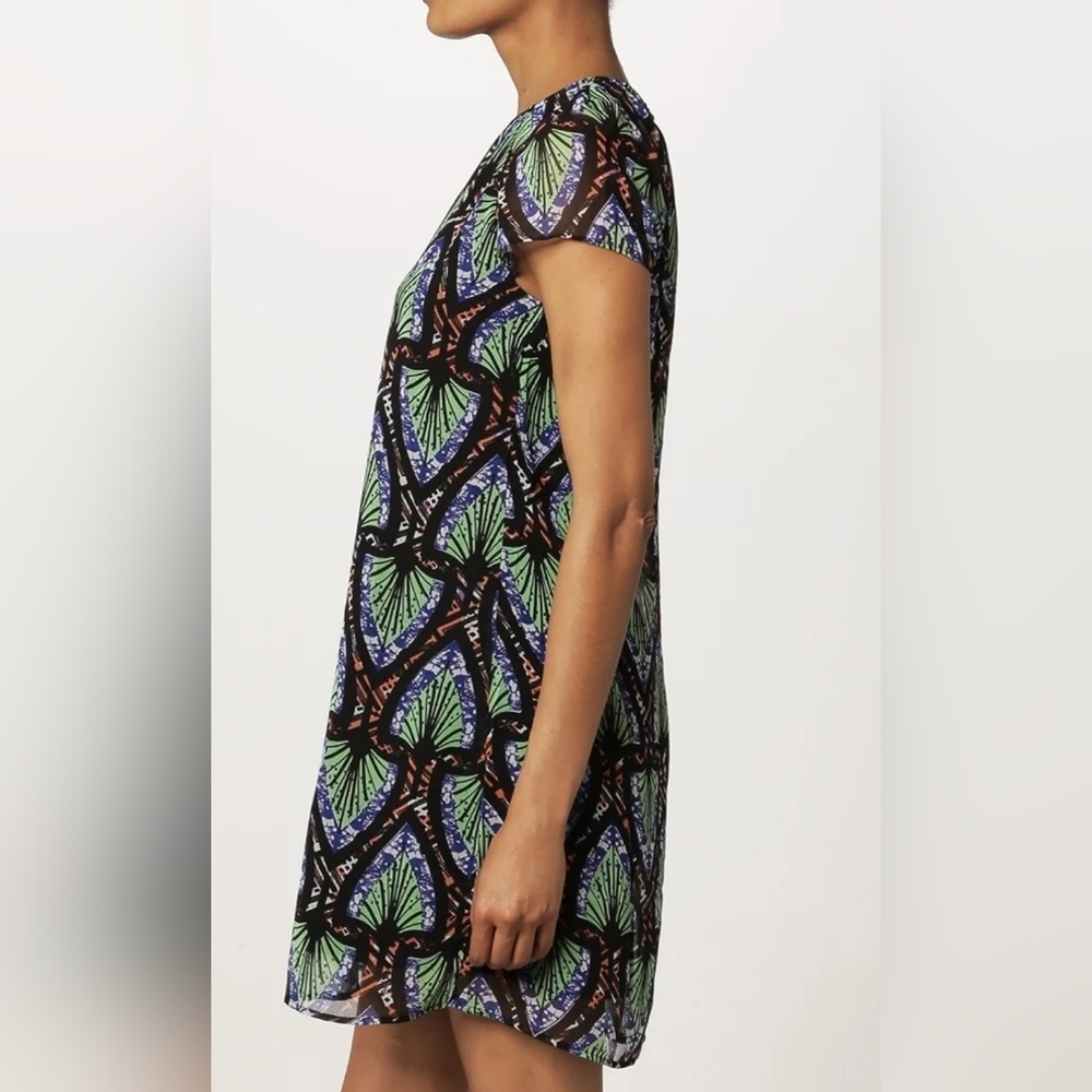 MIM COLORFUL DRESS SIZE SMALL FLARE FIT